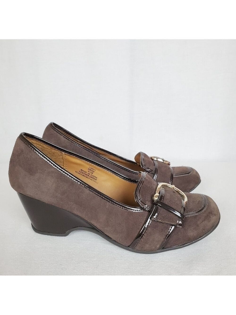 Softshoe by Medicus Pride leather heeled Mary jane pilgrim slip on shoes